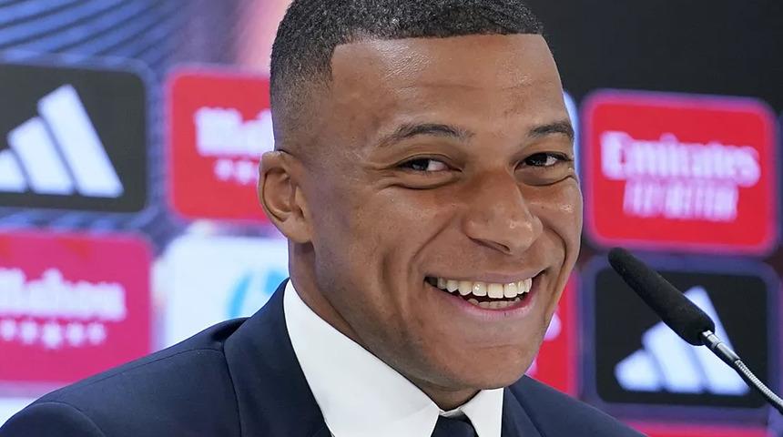 Yıldız futbolcu Mbappe, Caen Kulübünün çoğunluk hissesinin sahibi oldu