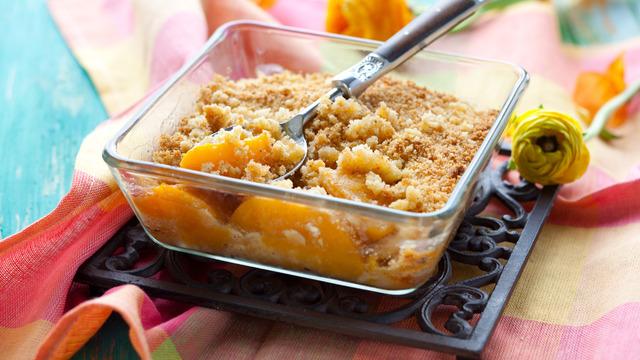 Şeftalili crumble tarifi: Şeftalili crumble nasıl yapılır?