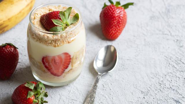 Çilekli magnolia tarifi: Çilekli magnolia nasıl yapılır?