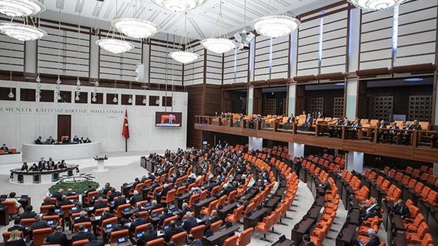 Meclis olağanüstü toplanıyor! Kurtulmuş'tan 15 Ağustos çağrısı