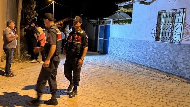 Denizli'de üç çocuk annesi evinde ölü bulundu