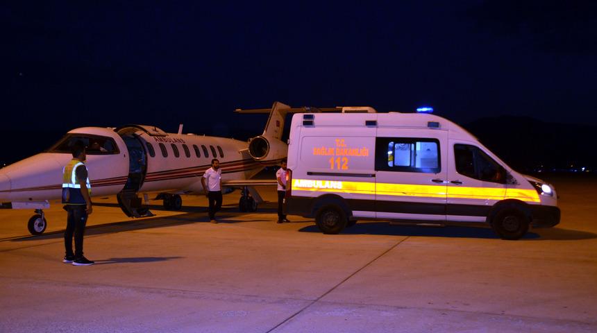 Muş'ta bir günlük bebek ambulans uçakla Ankara'ya sevk edildi