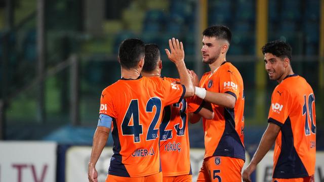 Başakşehir, toplamda 10 golle turladı!