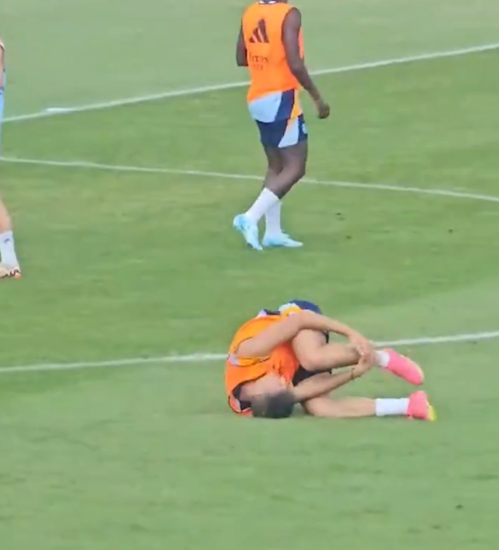 Eyvah, Arda Güler! Antrenmanda acı içinde yer kaldı, herkesi çok korkuttu! Ancelotti koşarak oraya geldi... G5