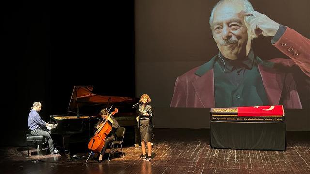 Usta oyuncu Genco Erkal'a veda... Son yolculuğuna uğurlandı