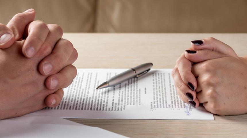 'Anne-baba' demediği için eşine boşanma davası açtı! Yargıtay'dan çok konuşulacak karar: Tam kusurlu bulundu