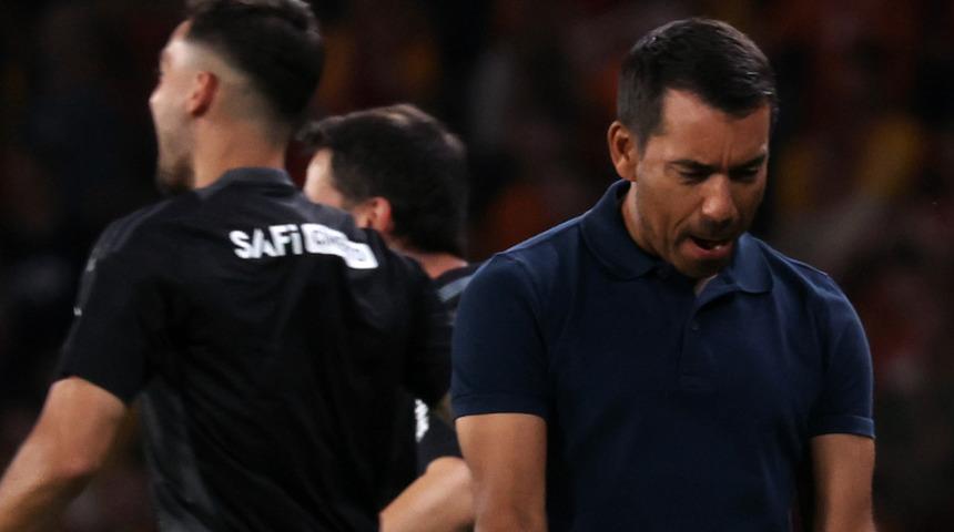 Giovanni van Bronckhorst: "5-0'lık skoru hayatım boyunca unutmayacağım"