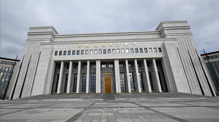 Yargıtay'dan emsal karar: Eşinin ailesine 'anne-baba' dememek ağır kusur