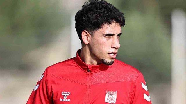 Sivasspor'a büyük şok! Çapraz bağları koptu