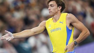 Olimpiyat rekoru kıran Armand Duplantis'ten Yusuf Dikeç pozu!