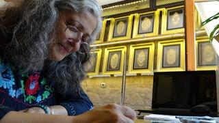 25 yıldır difenbahya yaprağına hayat veriyor! Özel bir sistemle kurutuyor, 22 ayar altınla çiziyor