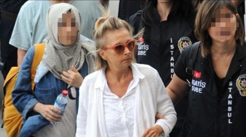 Nazlı Ilıcak, Emin Çölaşan'a mektup gönderdi