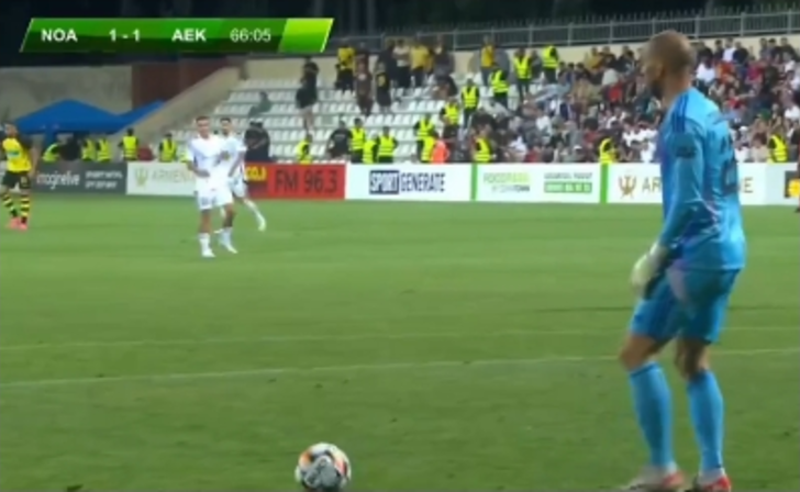 UEFA Konferans Ligi'nde kaleci gol attı! Kendi kalesinden yaptığı vuruş rüzgar yardımıyla ağlarla buluştu! G4