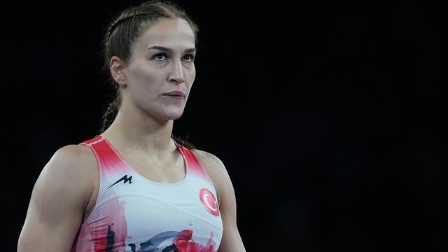Paris 2024 Olimpiyat Oyunları’nda milli güreşçi Buse Tosun Çavuşoğlu, bronz madalya kazandı!
