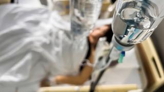 Aldatılan eşin intikamı acı oldu! Sevgilisinin evinde beyin kanaması geçirip komalık olan kocasının yaşam destek ünitesini kapattı