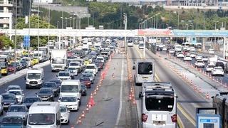 İstanbul’da iki noktadaki çalışma trafiği felç etti!