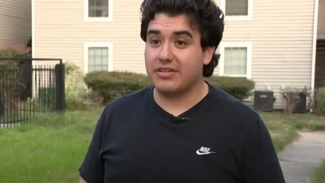 Çığlık seslerini duydu! Çıplak olmasına aldırmadan tereddüt etmenden yardım etti... 15 yaşındaki kızı cinsel saldırıdan kurtardı