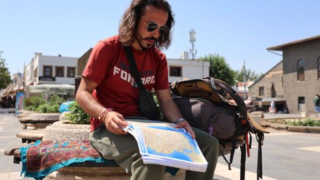 Ailesi evden kovdu... Hayatı değişti! 5 yılda 71 şehir 7 ülke 'İyi ki kovdular diyecek şeyler yaşadım'