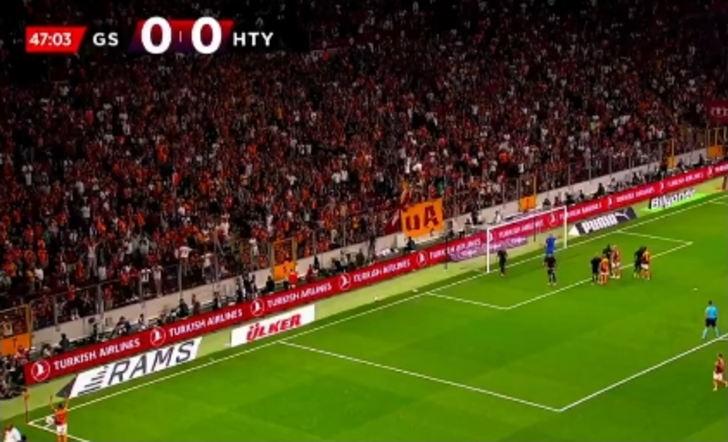 Galatasaray-Hatayspor maçında inanması güç pozisyon! Kaleci Erce Kardeşler kalesinde devleşti, Galatasaray direkleri geçemedi... G2