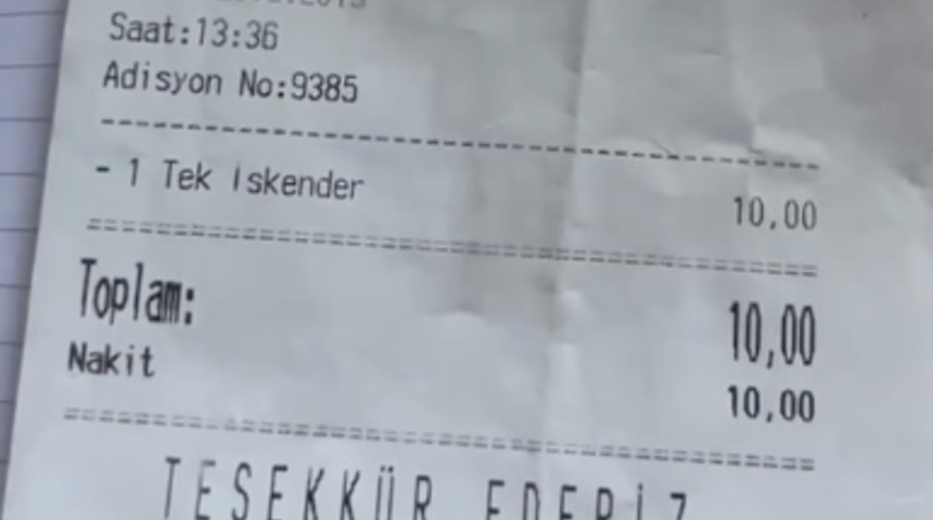 2015 yılından kalan bir adisyonu paylaştı! Bir porsiyon iskenderin fiyatı görenleri şaşkına çevirdi... "Geçen yüzyıldan kalma gibi"