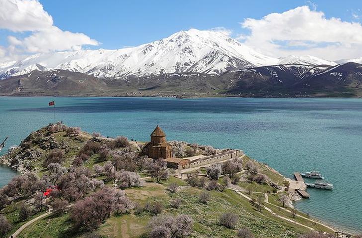 Bitlis Van Gölü'ne, Van Bitlis'in tamamına talip oldu! İki şehir arasında rekabet daha da arttı