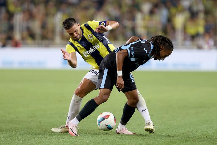 Fenerbahçe, Adana Demirspor'u 1-0'la geçti, maç yorumu dikkat çekti: Mourinho'yu ilk maçında çıldırttılar! G3