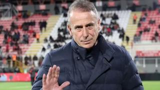 Lige beraberlikle başlayan Trabzonspor'da taraftar faturayı Abdullah Avcı'ya kesti! 