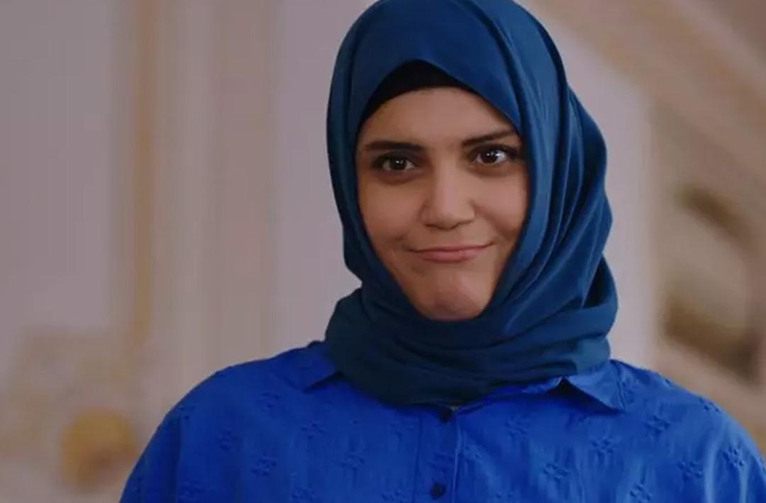 Kızılcık Şerbeti'nin "Nilay"ı Feyza Civelek muhteşem manzaralı evini gezdirdi! Her detayı olay...