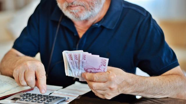 Zam yok gibi! Ocak ayında milyonları bekleyen tablo: SSK, Bağ-Kur, memur emeklisi ve memurlar... İlk rakamlar geldi