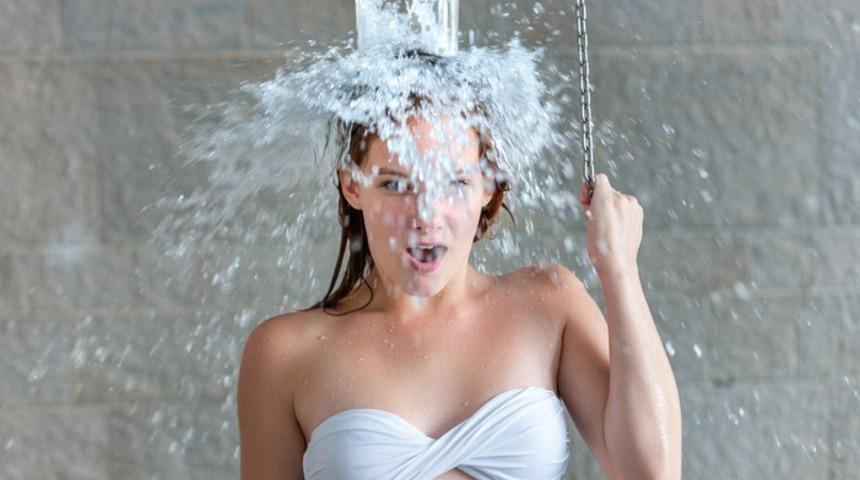 Soğuk duş almanın az bilinen 9 faydası