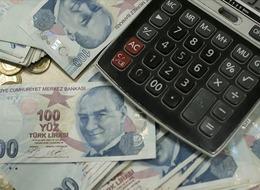 Ocak ayına az bir zaman kala masada konuşulan zam oranları merak ediliyor... Memur ve memur emeklisinin zamlı maaşı için hesaplamalar başladı 