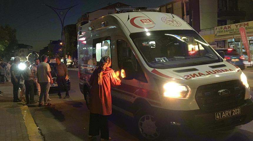 Otomobilini park etmek istedi sonra olanlar oldu! 2 çocuğa çarparak yaraladı
