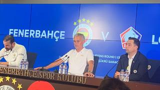 Jose Mourinho, basın toplantısında gazeteciye sinirlendi! ''Hala bu soruyu nasıl sorabiliyorsun?