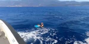 Y&uuml;zerek firar! Denizin ortasında b&ouml;yle yakalandı