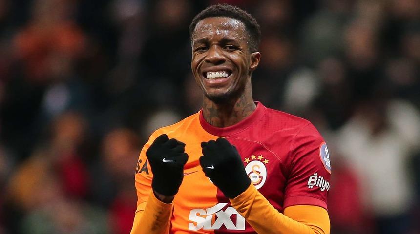 Wilfried Zaha Galatasaray'dan ayrıldığına bin pişman oldu!