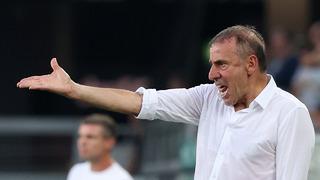 Abdullah Avcı, Rapid Wien maçı sonrası isyan etti! ''Telefon numaramı servis etmişler! Beni ve ailemi rahat bırakın...