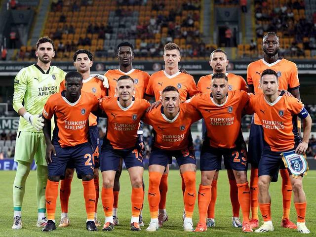 RAMS Başakşehir, UEFA Konferans Ligi'nde Iberia engelini aştı ve play-off turuna kaldı!