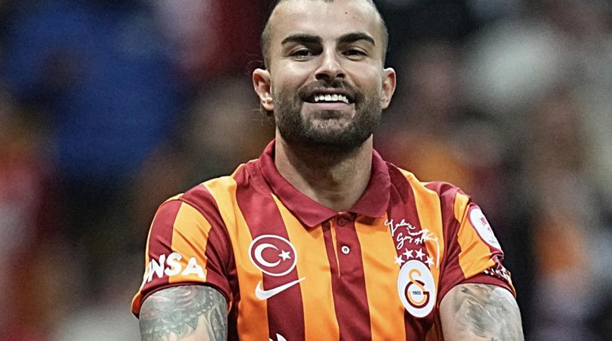 Galatasaray'da Abdülkerim Bardakcı'ya 5 milyon Euro'luk transfer teklifi geldi!