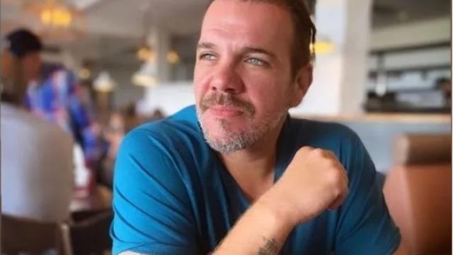 Tolga Karel Türkiye'yi terk edip TIR şoförü olmuştu! Sen artistliği bıraktıktan sonra...