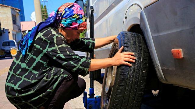 'Pilav yapmaktan daha kolay' Onu gören önce tereddüt ediyor, sonra gözlerine inanamıyor