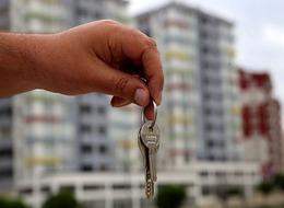 Konutta faiz indirimi beklentisi olunca yatırımcı ev almaya yöneldi... 3 büyükşehirde en karlı ilçe o oldu! Metrekare fiyatı 26 bin TL 