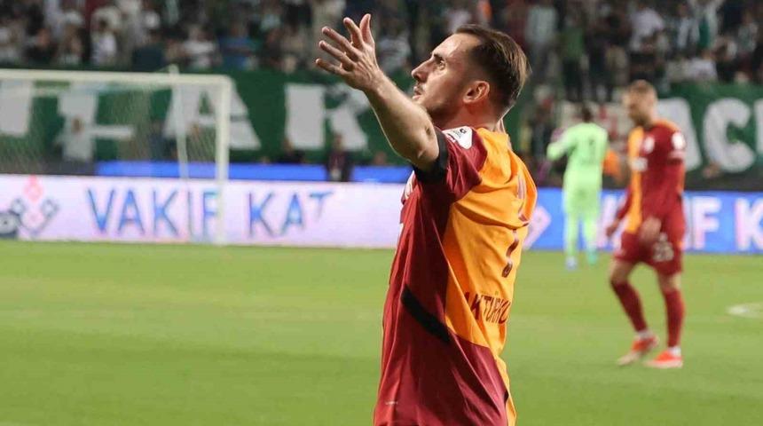 Kerem Aktürkoğlu hocasını geride bıraktı! Attığı gol sonrası listede artık Okan Buruk yok