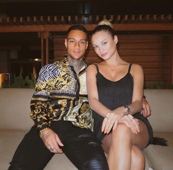 Fenerbahçeli Van der Wiel'in eşi 'yok artık' dedirtti G3