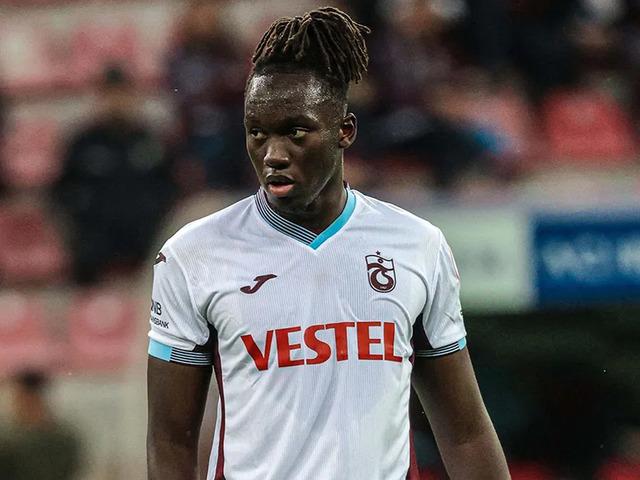 Galatasaray, ezeli rakibinin yıldız futbolcusu için 10 milyon Euro'yu gözden çıkardı!