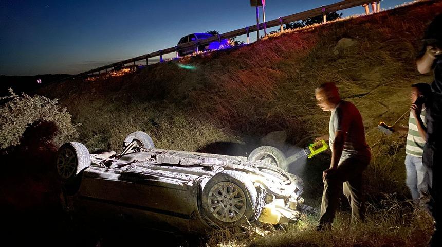 Kırklareli'nde şarampole devrilen otomobildeki 1 kişi öldü, 3 kişi yaralandı
