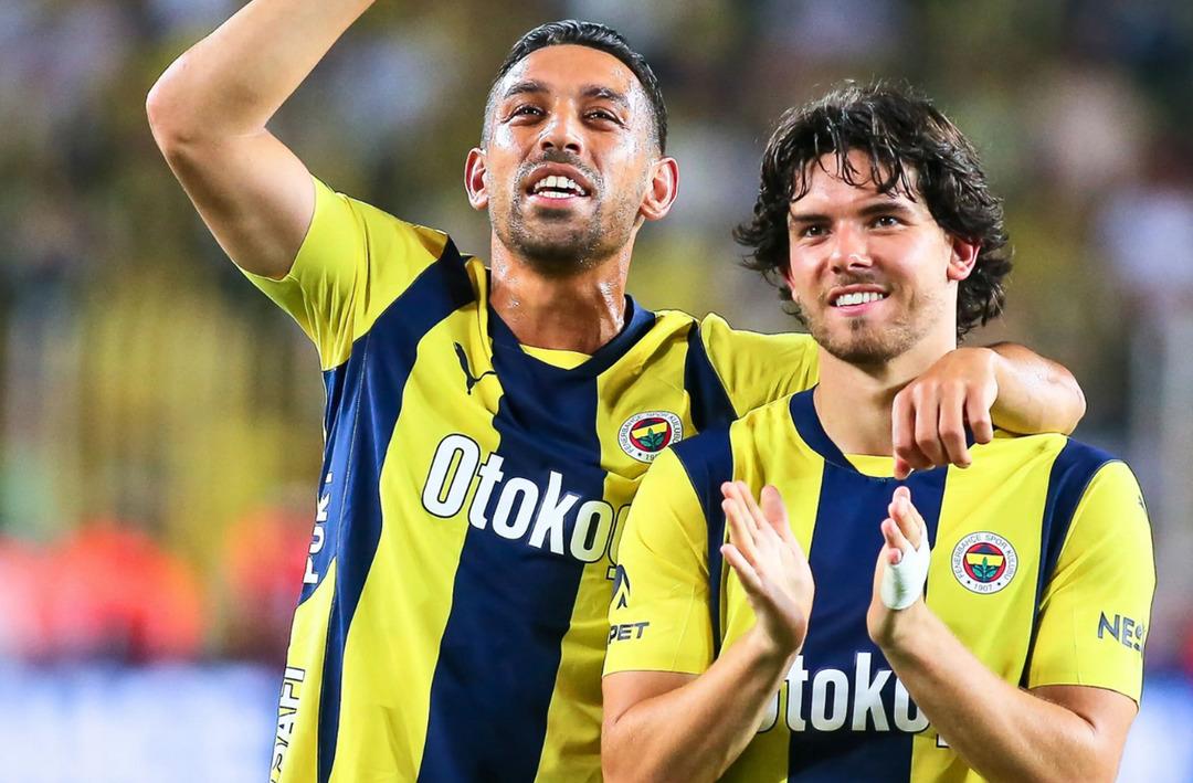 Fenerbah&ccedil;e'de Ferdi Kadıoğlu bilmecesi &ccedil;&ouml;z&uuml;ld&uuml;! Milli oyuncu ayrılmak istediğini Ali Ko&ccedil;'a resmen bildirdi...