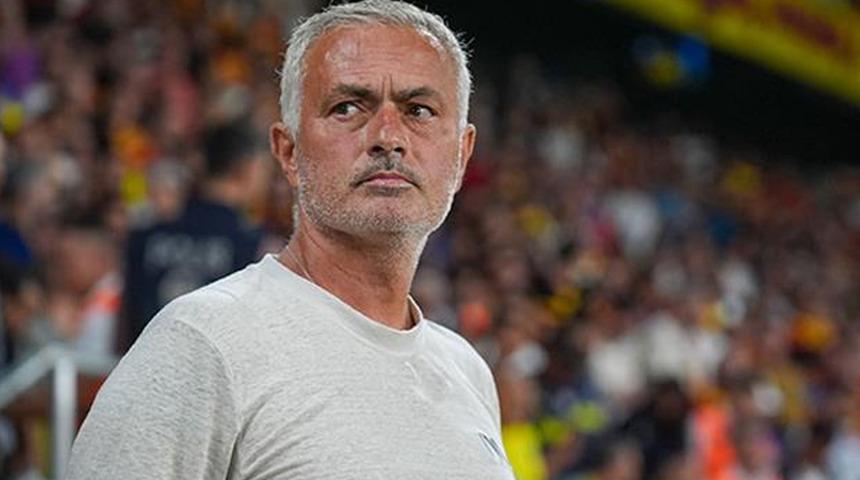 Fenerbahçe'de ayrılık kararı! Jose Mourinho'nun istemediği Crespo, Başakşehir'e imza atacak