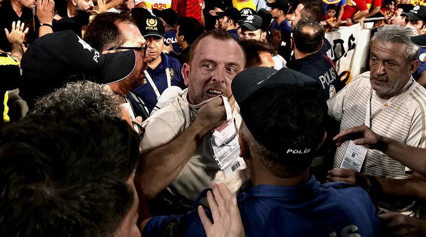 Ali Koç'a saldıran Fatih Özkan'ın işlemediği suç neredeyse yok! 