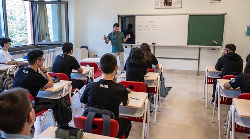 Öğretmenlerin gözü kulağı oradaydı! Ek ders ücretlerine zam!