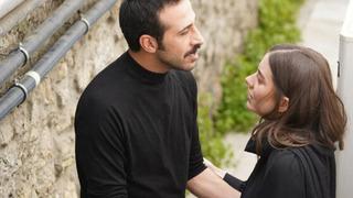 Yalı Çapkını dizisindeki set aşkı mutlulukla sonuçlandı! Beril Pozam ve Ersin Arıcı evlendi